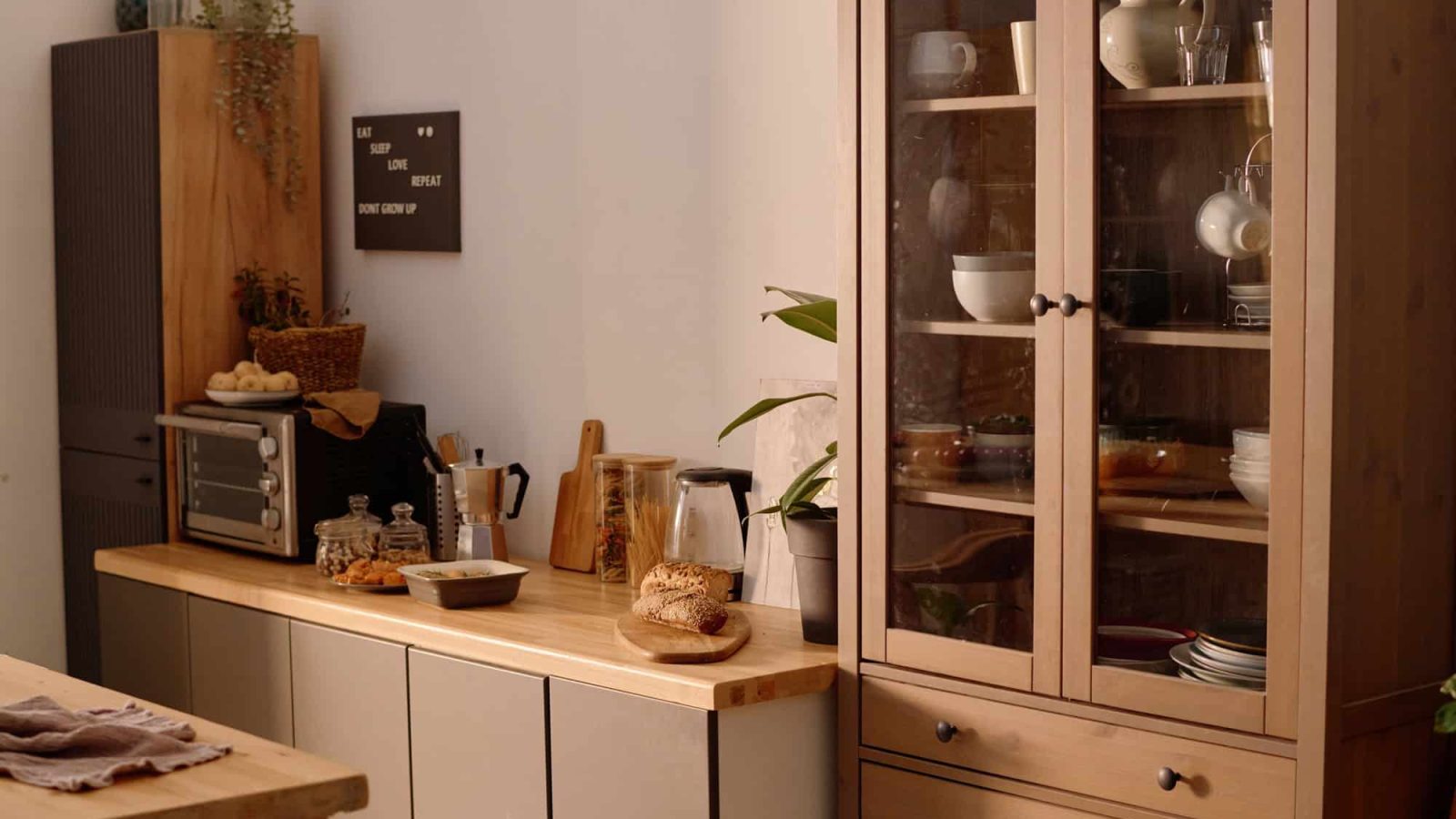 wooden-furniture-in-kitchen.jpg